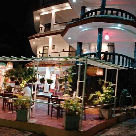 La Capannina Hotel Patong ภายนอก รูปภาพ