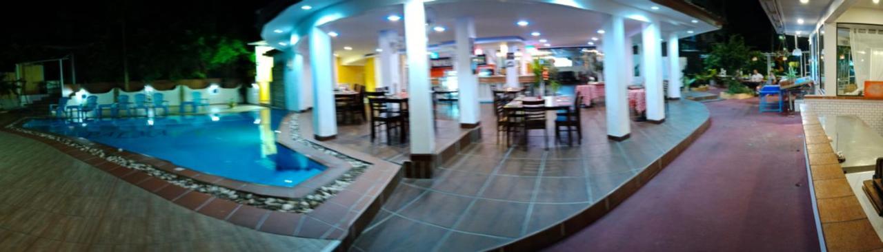 La Capannina Hotel Patong ภายนอก รูปภาพ