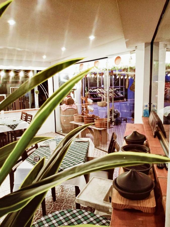 La Capannina Hotel Patong ภายนอก รูปภาพ