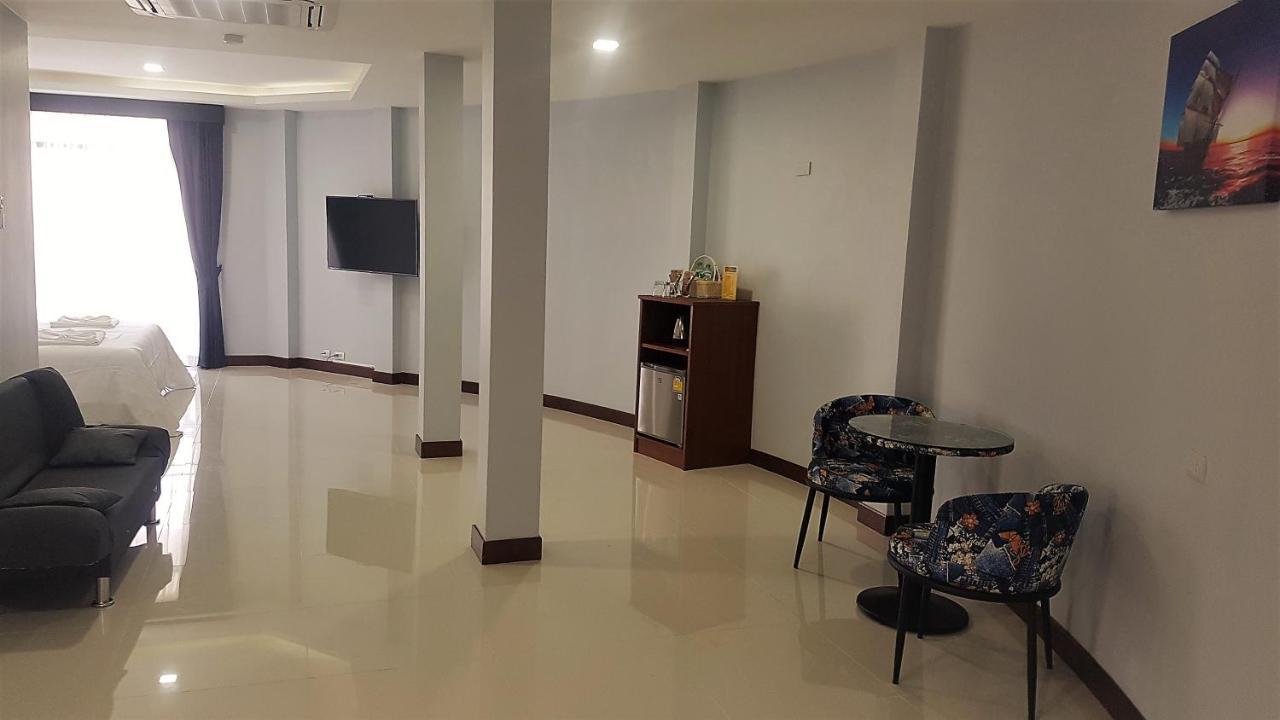 La Capannina Hotel Patong ภายนอก รูปภาพ