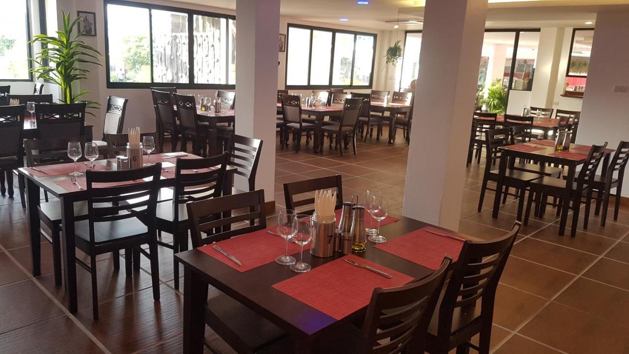 La Capannina Hotel Patong ภายนอก รูปภาพ